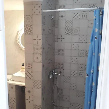 George's Apartman